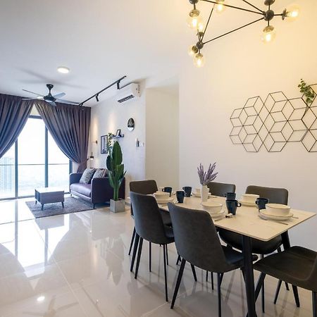 Contemporary United Point 6 Pax 现代风格 Desa Park & Mont Kiara Apartment Kuala Lumpur Ngoại thất bức ảnh