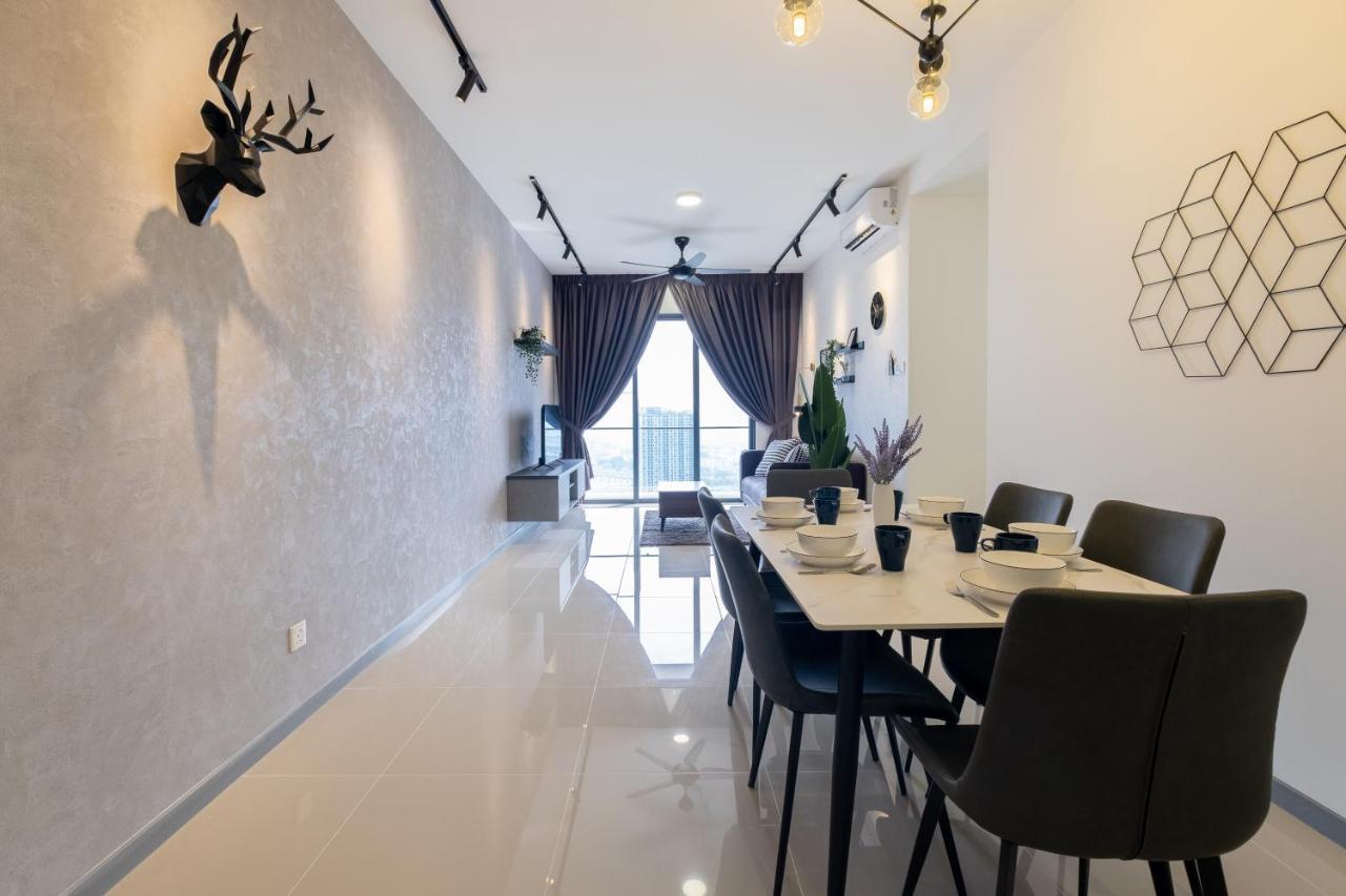 Contemporary United Point 6 Pax 现代风格 Desa Park & Mont Kiara Apartment Kuala Lumpur Ngoại thất bức ảnh