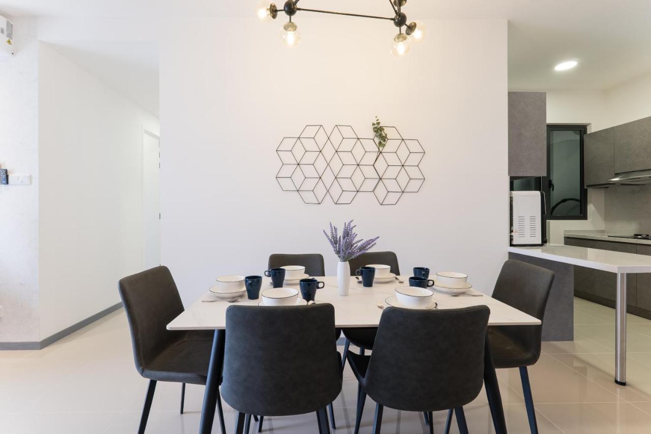Contemporary United Point 6 Pax 现代风格 Desa Park & Mont Kiara Apartment Kuala Lumpur Ngoại thất bức ảnh